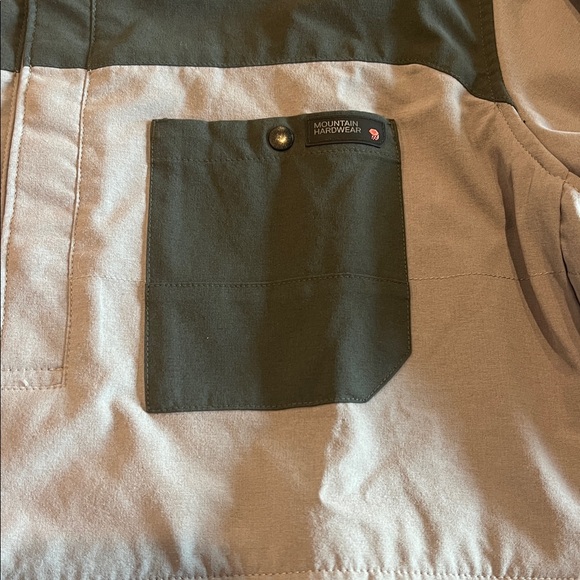 Mountain Hardwear Right Bank Jacket Mens Medium EUC Vintage Style pullover - Picture 2 of 8